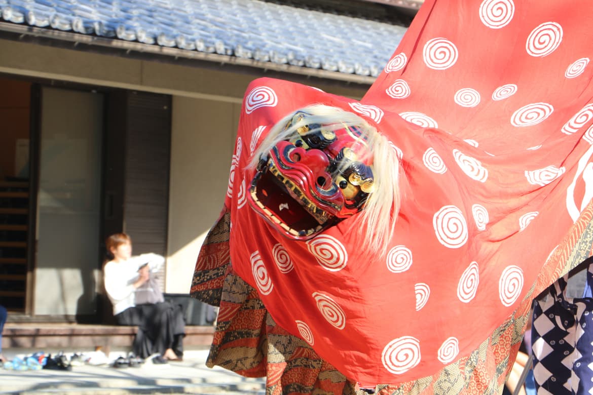 獅子舞